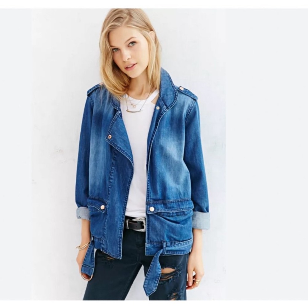 NWT Women’s Urban Outfitters ONE Vintage Belted Blue Denim Biker Jacket, Size XS